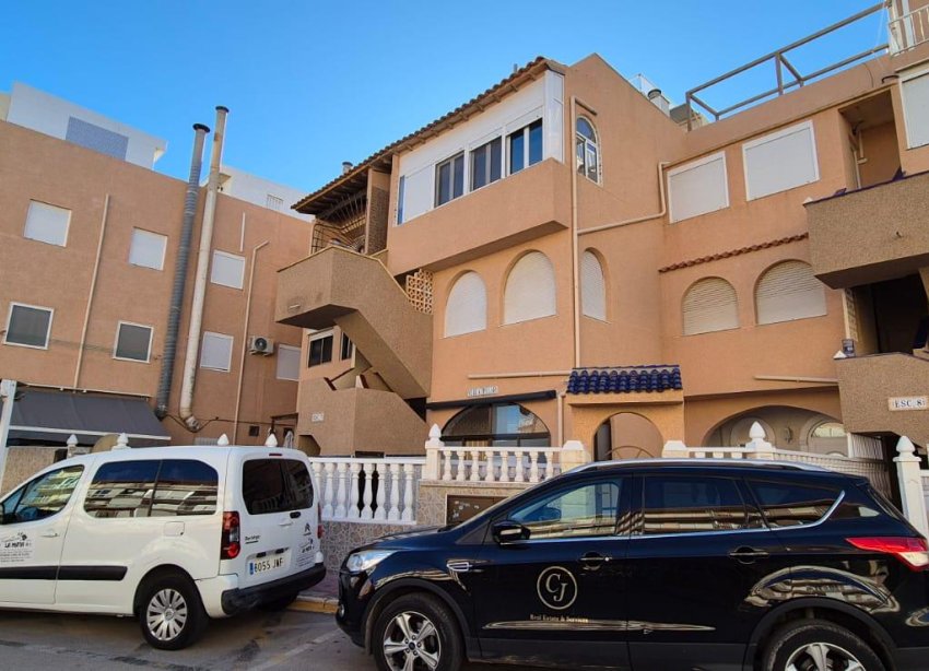 Resale - Apartment - Torrevieja - La Siesta - El Salado - Torreta