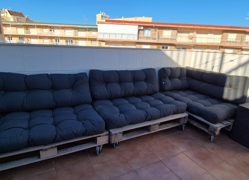 Resale - Apartment - Torrevieja - La Siesta - El Salado - Torreta