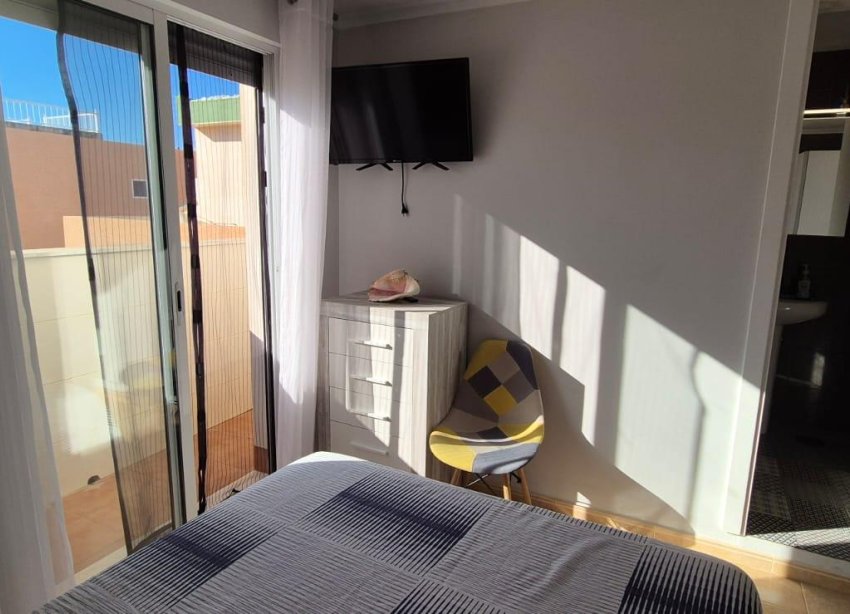 Resale - Apartment - Torrevieja - La Siesta - El Salado - Torreta