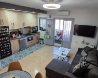 Resale - Apartment - Torrevieja - La Siesta - El Salado - Torreta