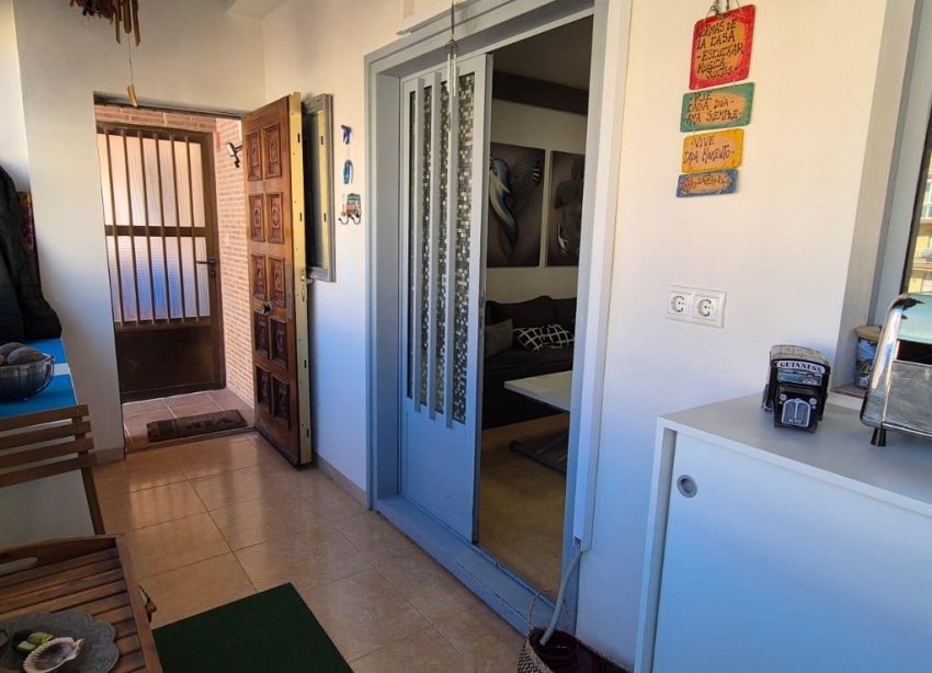 Resale - Apartment - Torrevieja - La Siesta - El Salado - Torreta