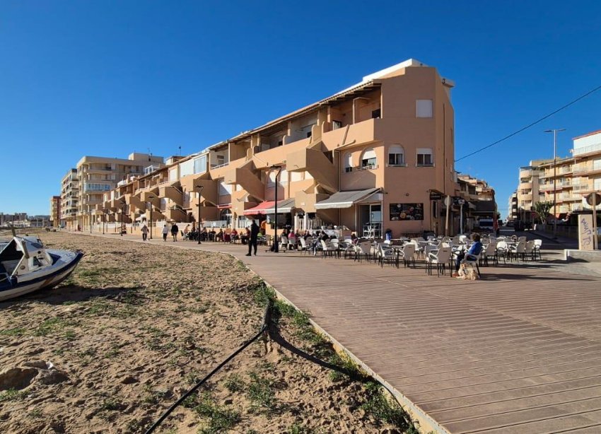 Resale - Apartment - Torrevieja - La Siesta - El Salado - Torreta