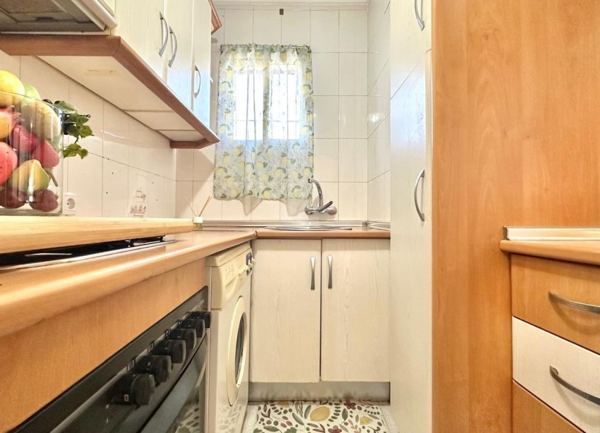 Resale - Apartment - Torrevieja - La Siesta - El Salado - Torreta