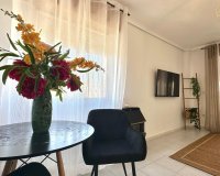 Resale - Apartment - Torrevieja - La Siesta - El Salado - Torreta