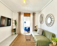 Resale - Apartment - Torrevieja - La Siesta - El Salado - Torreta