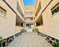 Resale - Apartment - Torrevieja - La Siesta