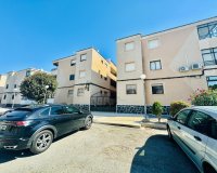 Resale - Apartment - Torrevieja - La Siesta