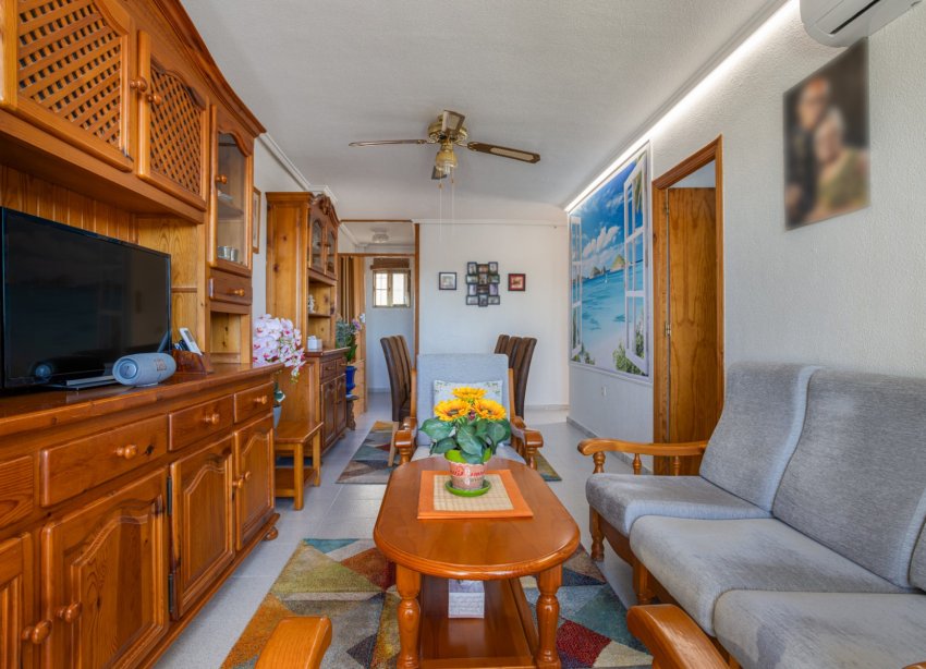 Resale - Apartment - Torrevieja - La Siesta