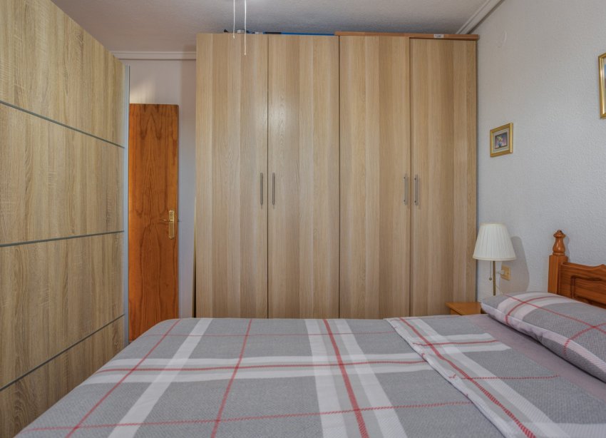 Resale - Apartment - Torrevieja - La Siesta