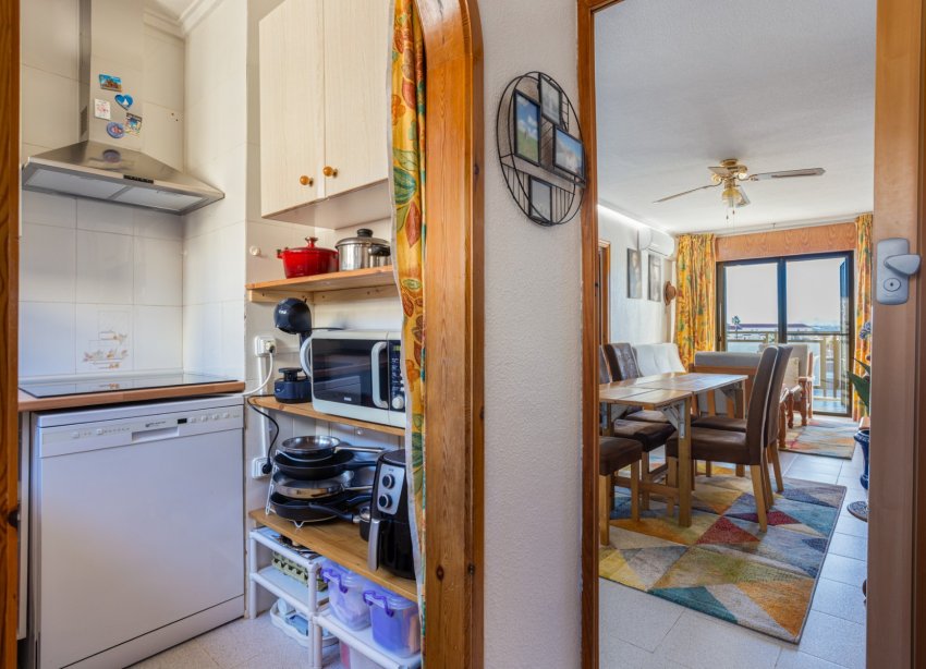 Resale - Apartment - Torrevieja - La Siesta