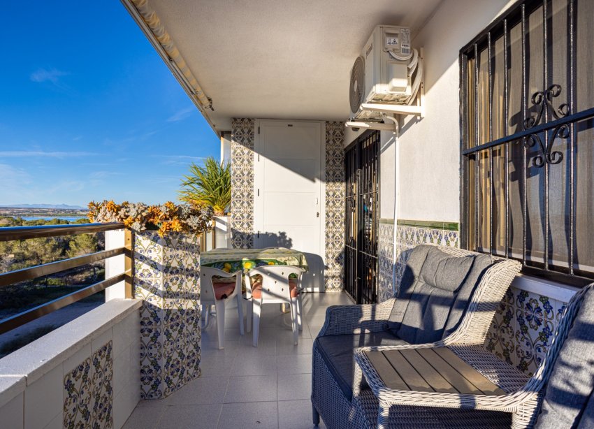 Resale - Apartment - Torrevieja - La Siesta