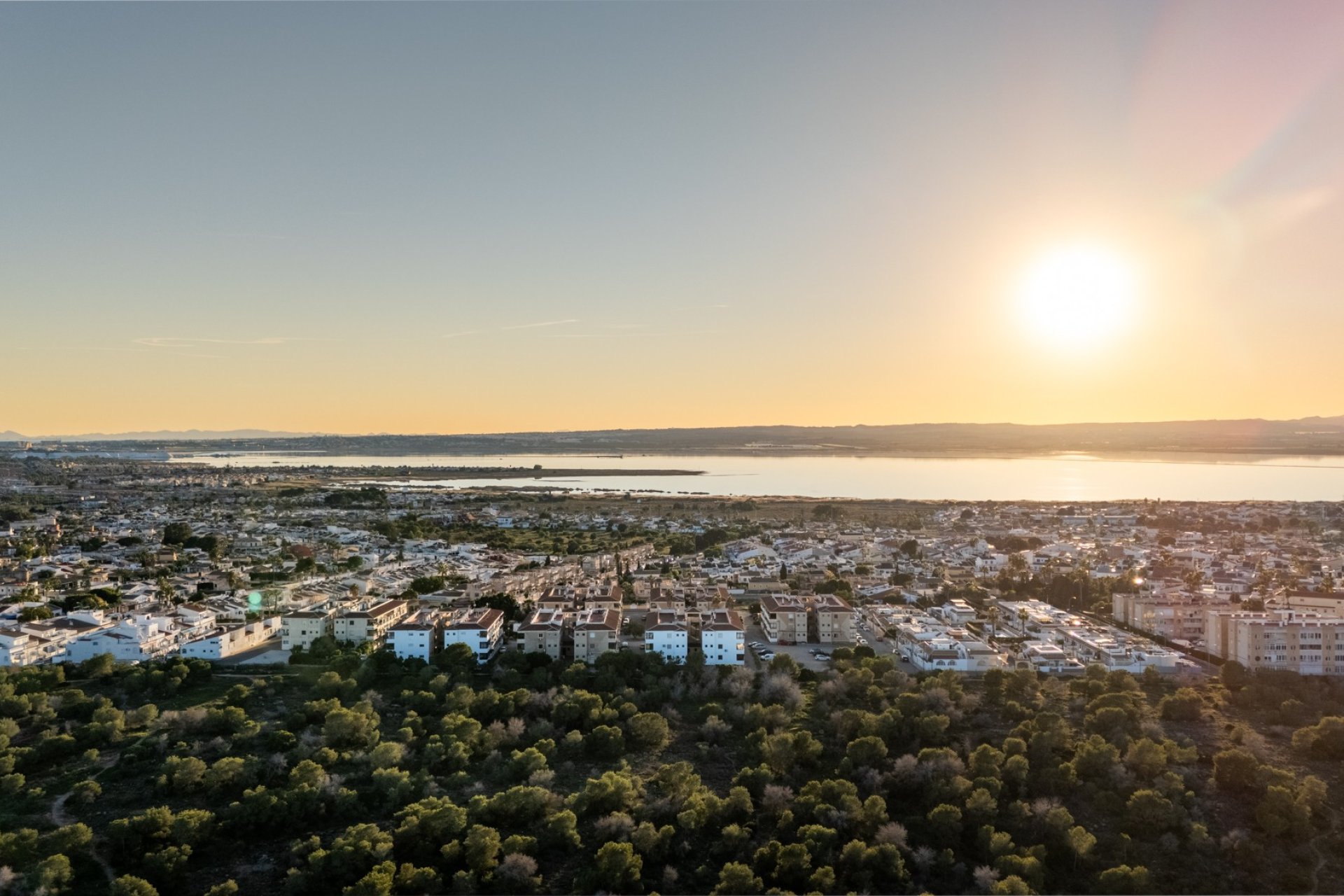 Resale - Apartment - Torrevieja - La Siesta