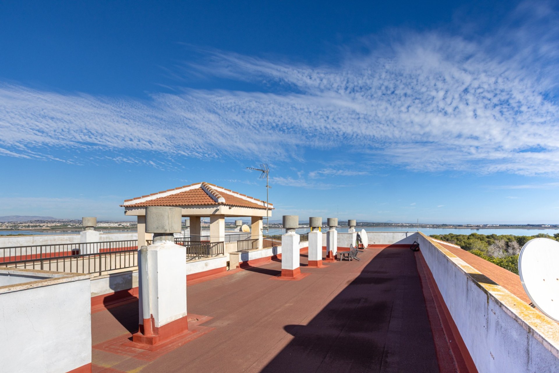 Resale - Apartment - Torrevieja - La Siesta