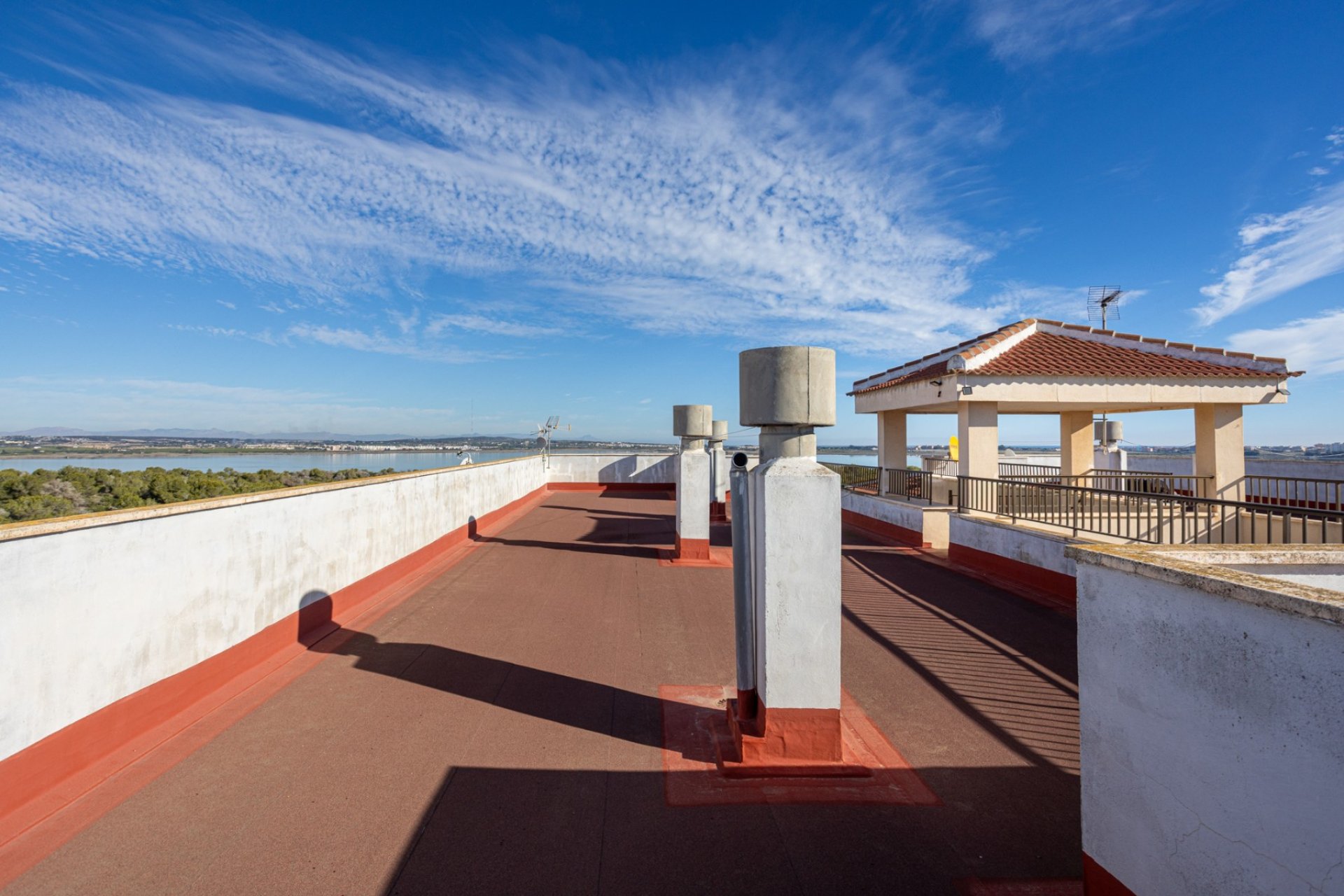 Resale - Apartment - Torrevieja - La Siesta