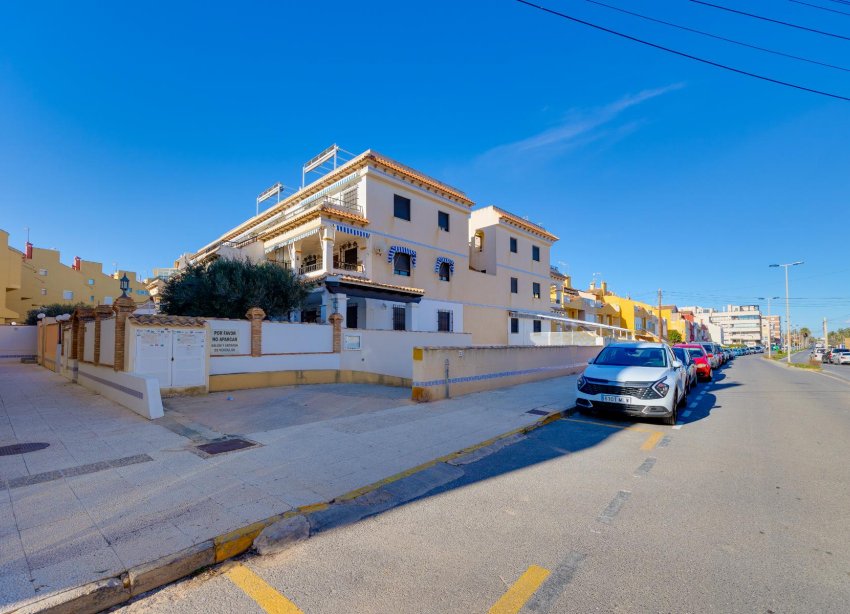 Resale - Apartment - Torrevieja - La Veleta