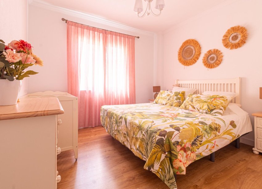 Resale - Apartment - Torrevieja - La veleta
