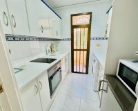 Resale - Apartment - Torrevieja - La Veleta