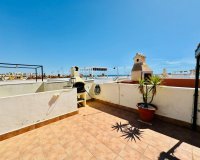 Resale - Apartment - Torrevieja - La Veleta