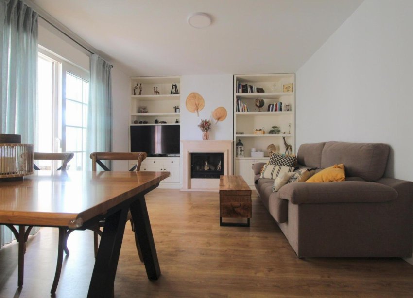 Resale - Apartment - Torrevieja - La Veleta