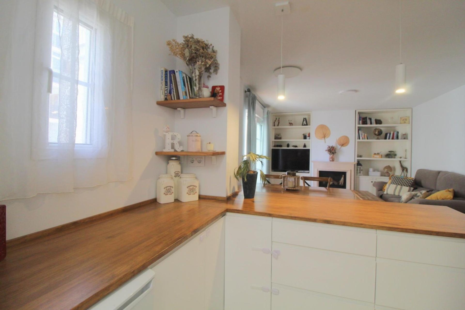 Resale - Apartment - Torrevieja - La Veleta