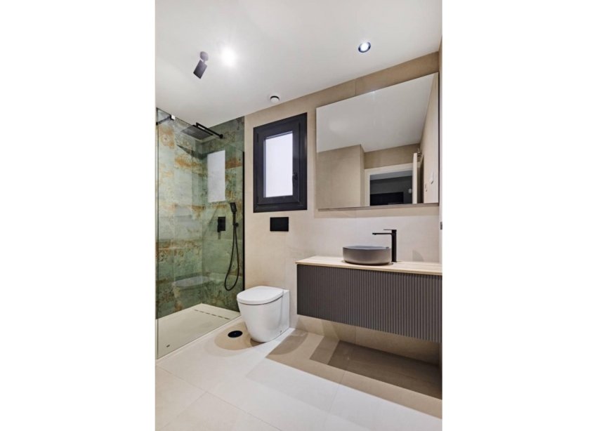 Resale - Apartment - Torrevieja - La Veleta