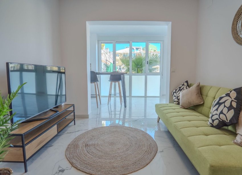 Resale - Apartment - Torrevieja - La Veleta