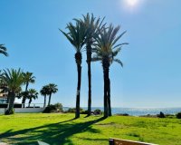 Resale - Apartment - Torrevieja - La Veleta