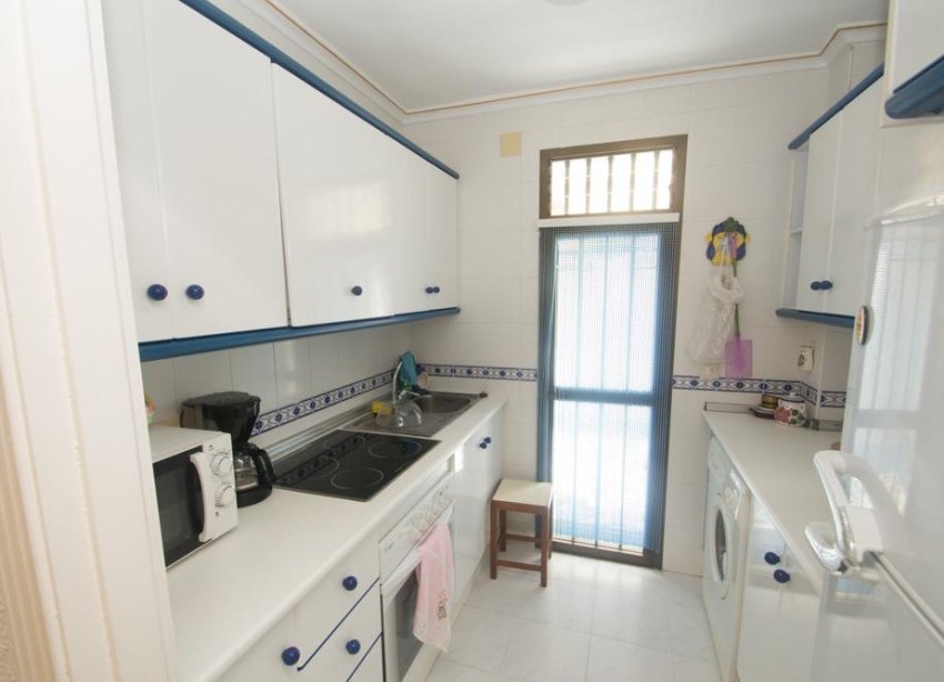 Resale - Apartment - Torrevieja - La Veleta