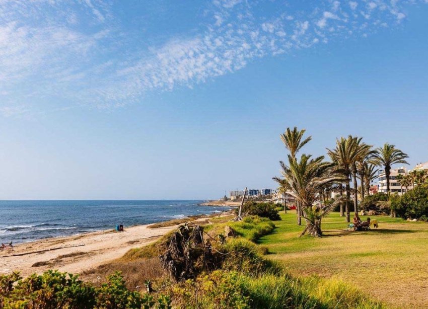 Resale - Apartment - Torrevieja - La Veleta