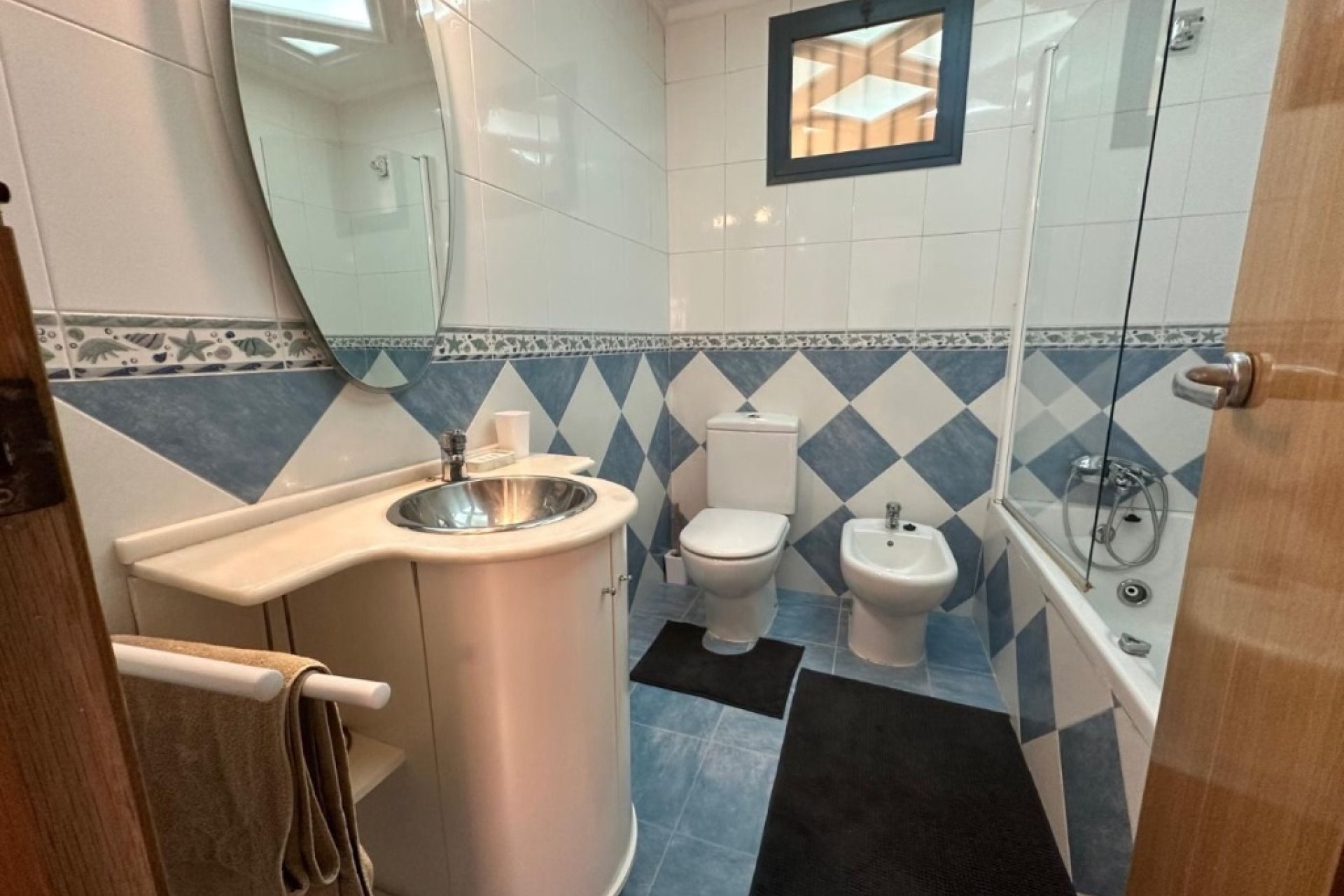 Resale - Apartment - Torrevieja - La Veleta