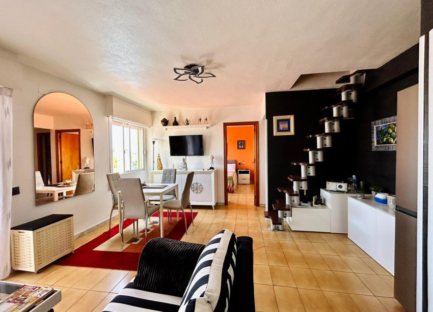 Resale - Apartment - Torrevieja - La Veleta
