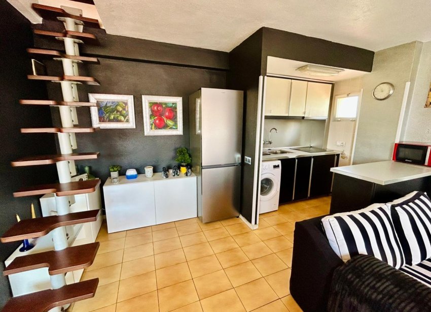 Resale - Apartment - Torrevieja - La Veleta