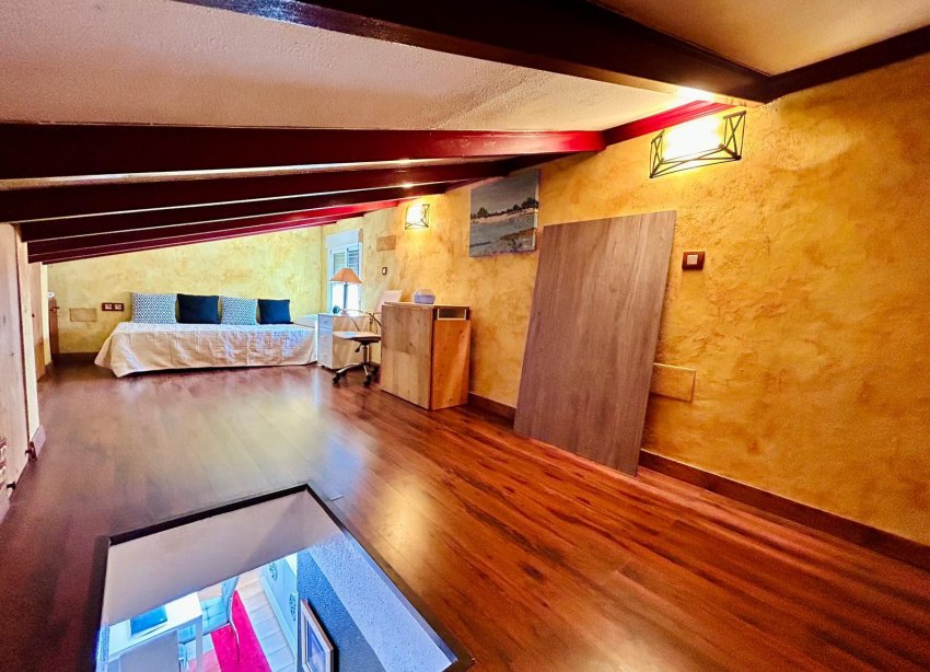 Resale - Apartment - Torrevieja - La Veleta