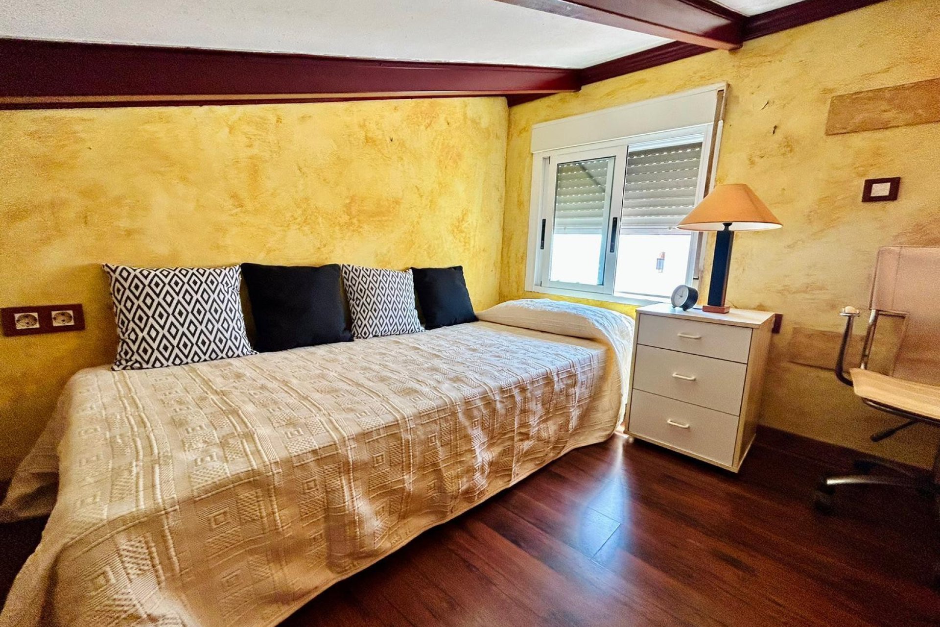 Resale - Apartment - Torrevieja - La Veleta