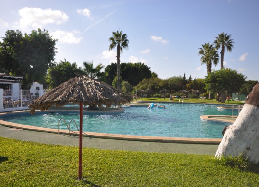 Resale - Apartment - Torrevieja - Lago Jardin