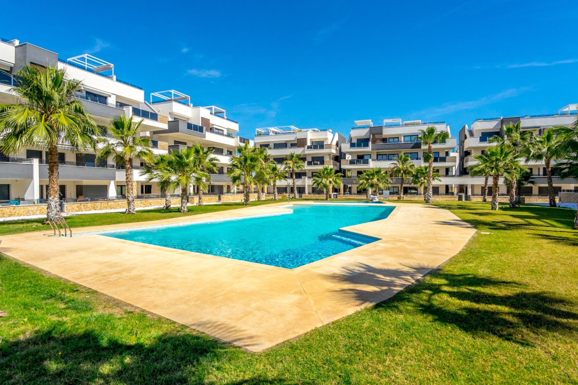 Resale - Apartment - Torrevieja - Los Altos