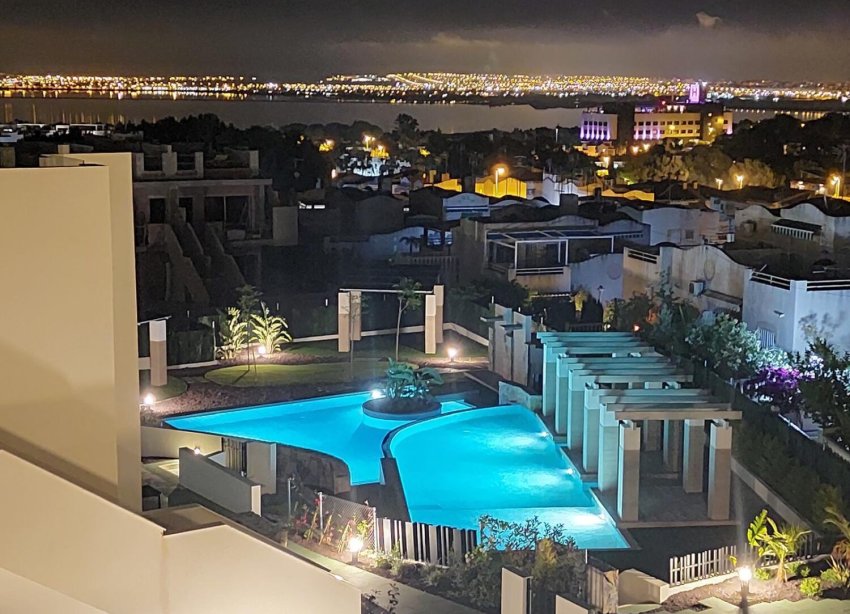 Resale - Apartment - Torrevieja - Los Balcones