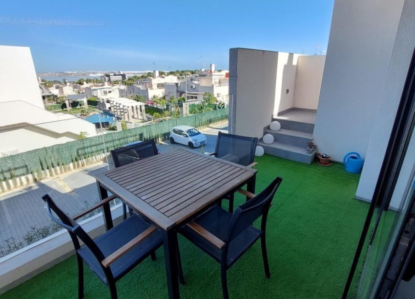 Resale - Apartment - Torrevieja - Los Balcones
