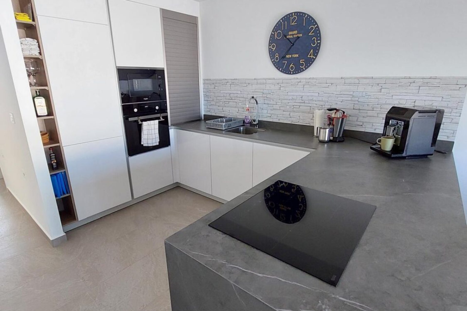 Resale - Apartment - Torrevieja - Los Balcones