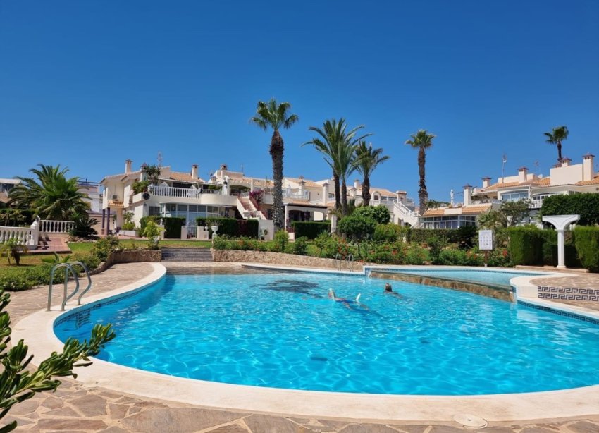 Resale - Apartment - Torrevieja - Los Balcones