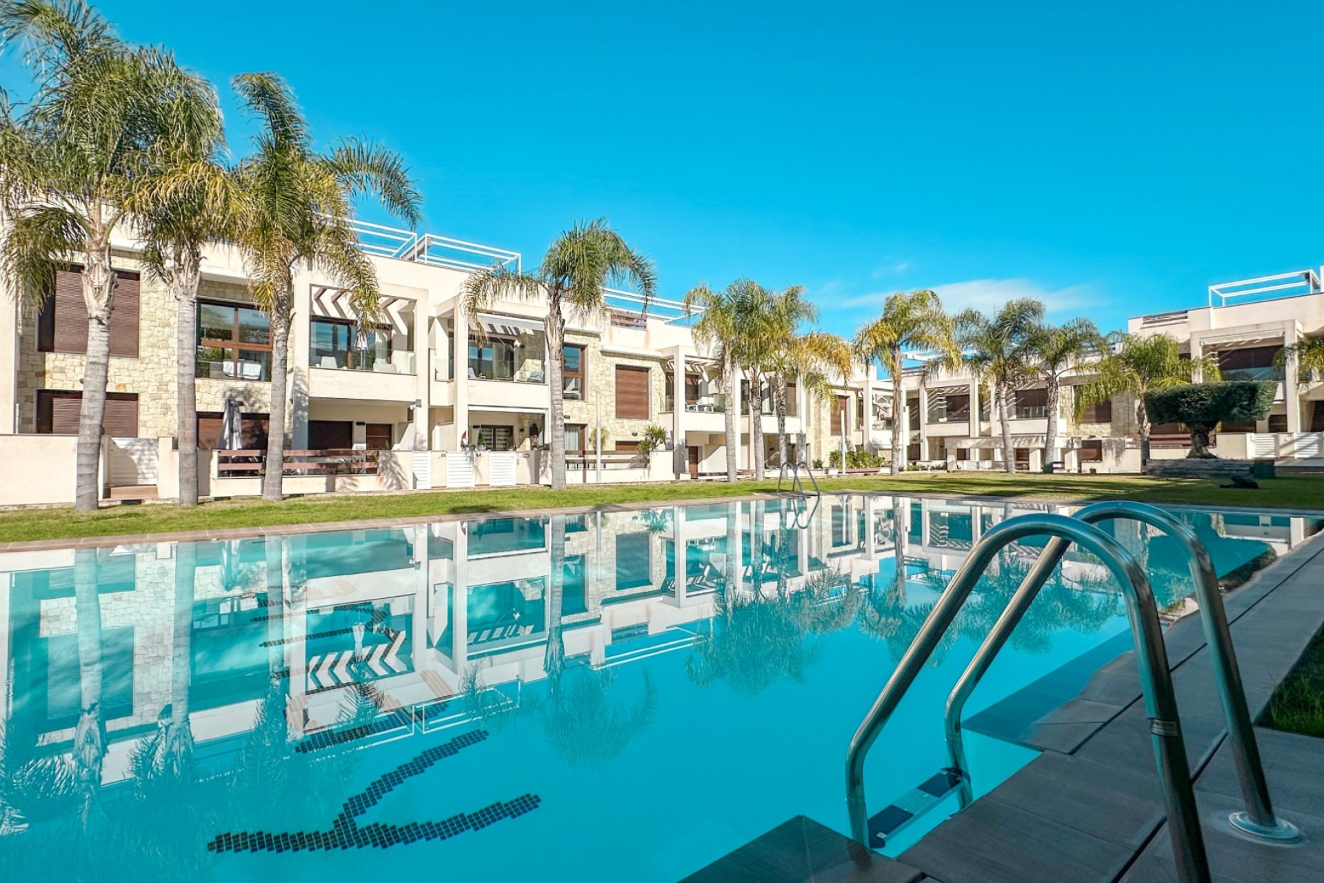 Resale - Apartment - Torrevieja - Los Balcones