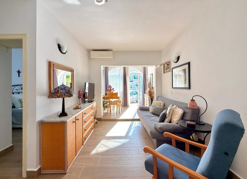 Resale - Apartment - Torrevieja - Los Balcones
