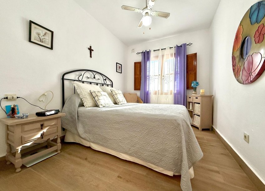 Resale - Apartment - Torrevieja - Los Balcones