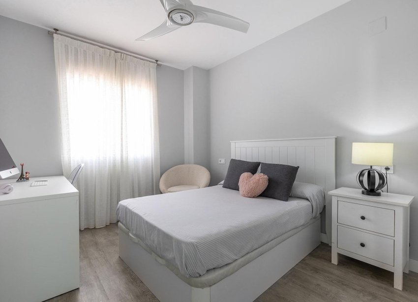 Resale - Apartment - Torrevieja - Los Europeos