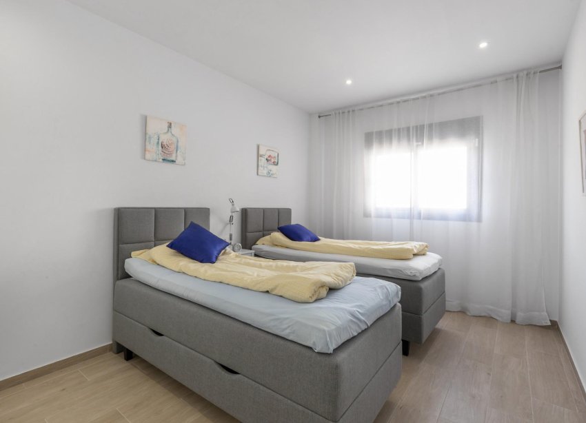 Resale - Apartment - Torrevieja - Los Frutales