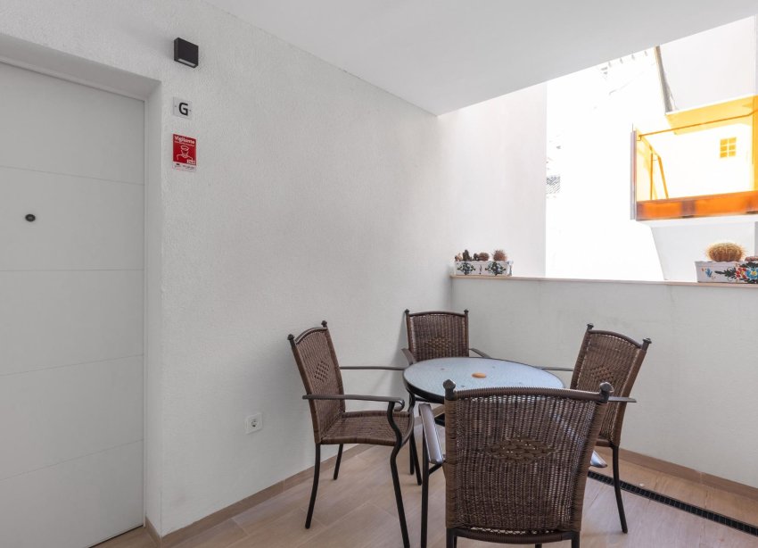 Resale - Apartment - Torrevieja - Los Frutales