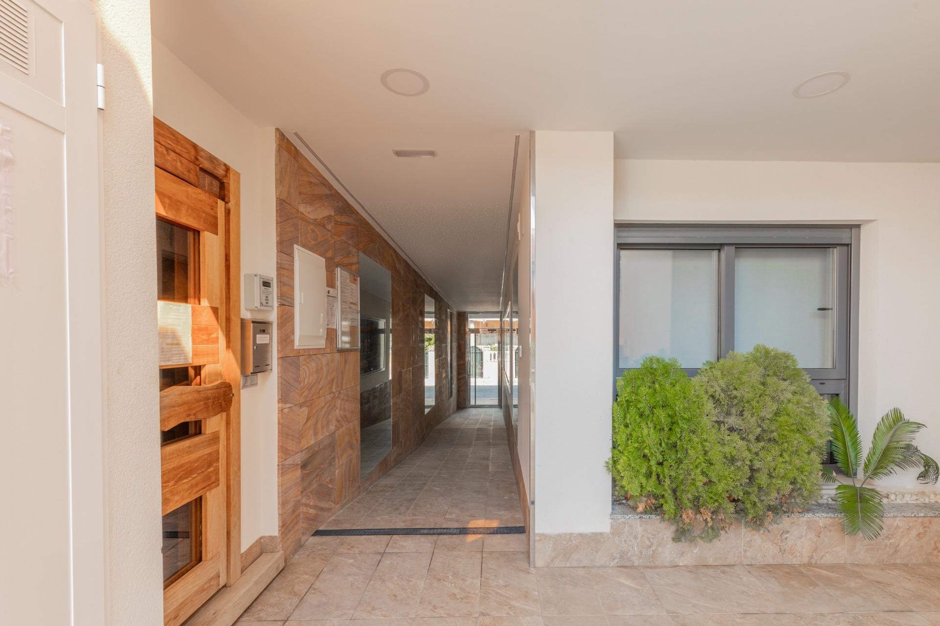 Resale - Apartment - Torrevieja - Los Frutales