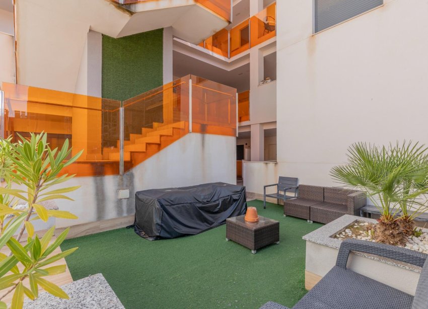 Resale - Apartment - Torrevieja - Los Frutales