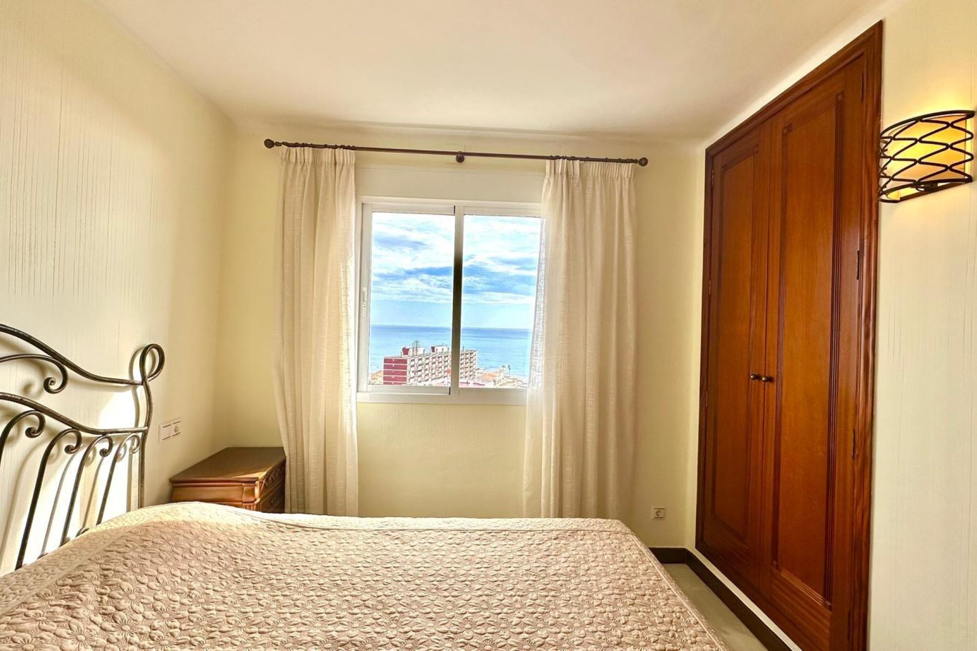 Resale - Apartment - Torrevieja - Los Frutales