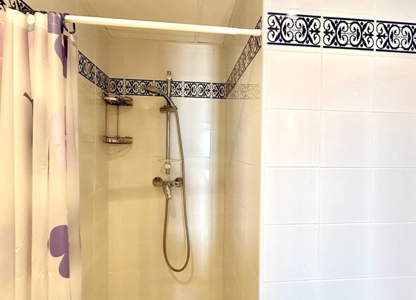 Resale - Apartment - Torrevieja - Los Frutales
